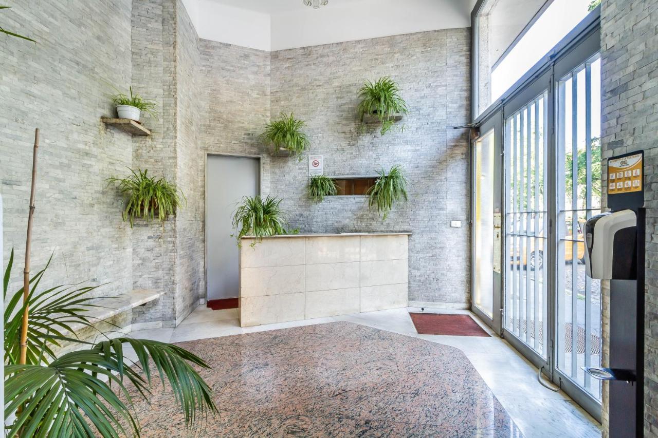 Domusmi Gran Sasso-50 Apartment Milan Exterior photo